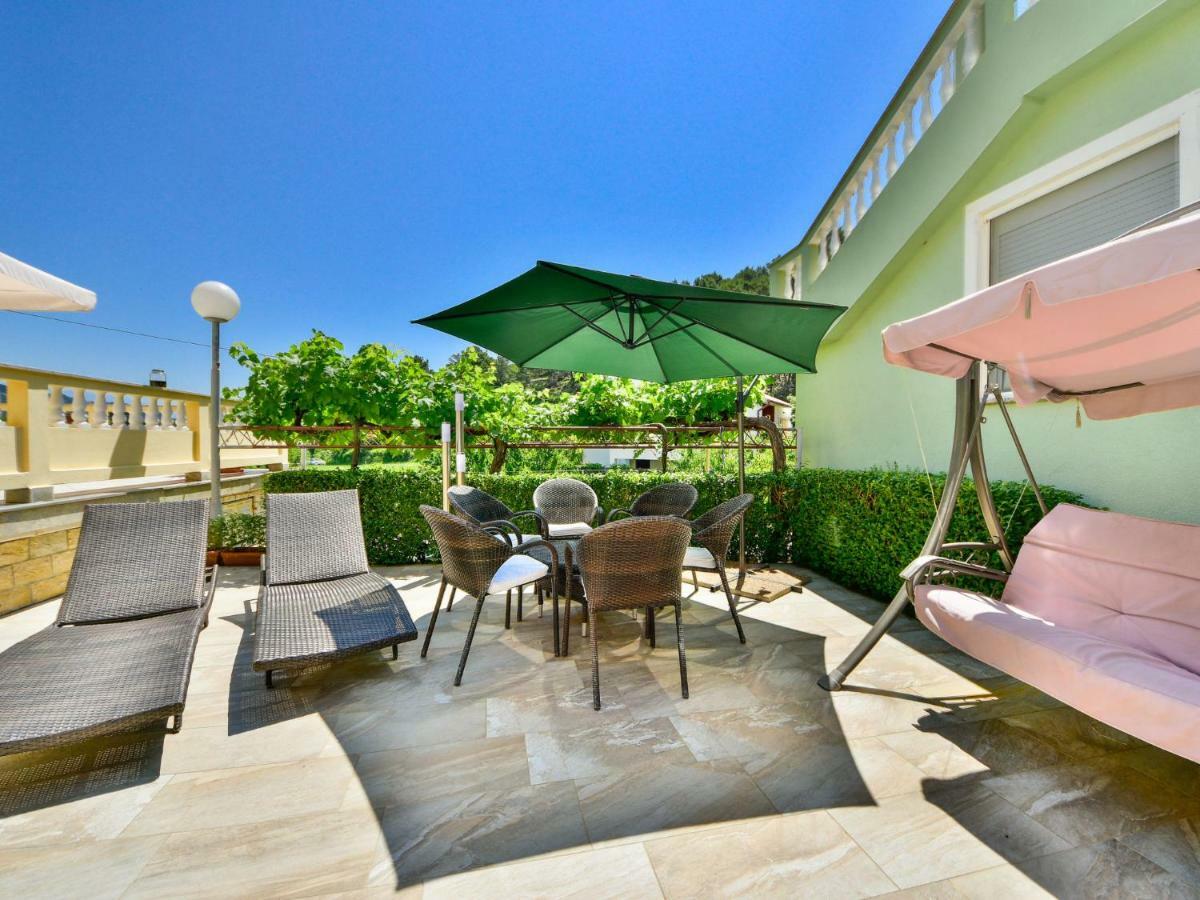Apartment Olga-1 By Interhome Banjol Exterior photo